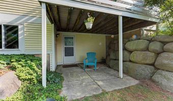 19 Sugar Maple Trl, Madison, WI 53717