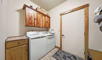 35 LUCY Cir, Alpine, WY 83128