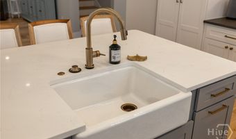 261 Highpointe Ln, Athens, GA 30606