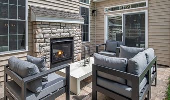 272 Freedom Ln Franklin, Allison Park, PA 15101