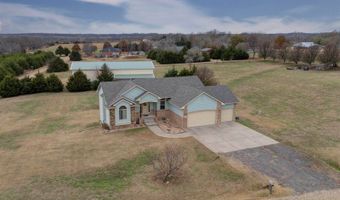 10307 Quail Ln, Arkansas City, KS 67005