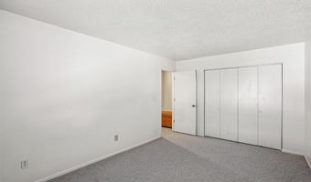 944 Sunburst Ln, Altoona, IA 50009