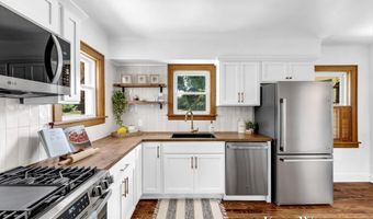 9601 92nd St SE, Alto, MI 49302