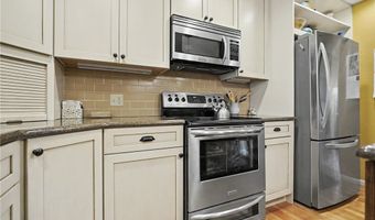 146 Habant Rd, Amherst, OH 44001