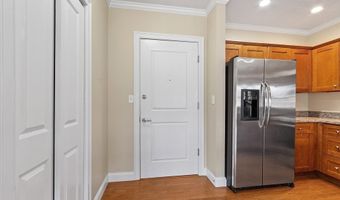 70 Great Rd B, Bedford, MA 01730