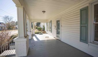 102 Wardlaw St, Abbeville, SC 29620