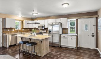 1318 W HARRIS St, Appleton, WI 54914