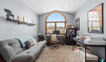 1005 Walnut St, Beresford, SD 57004