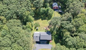 111 Lebanon Rd, Bethany, CT 06524