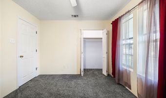 1045 S Saunders St, Aransas Pass, TX 78336