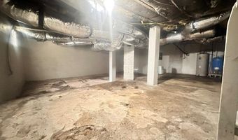 8005 Poplar Cp, Austinville, VA 24312