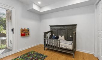 233 Perth Hill Ct, Aberdeen, NJ 07747