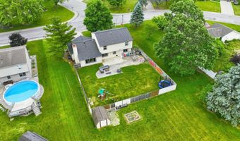 1102 Heritage Ln, Angola, IN 46703