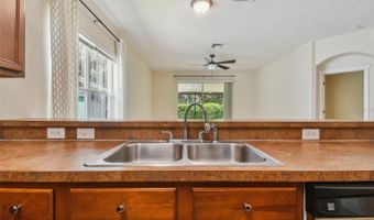 6919 SURREY HILL Pl, Apollo Beach, FL 33572