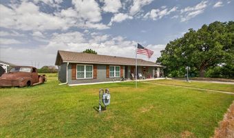 907 Denver St, Alvord, TX 76225