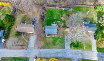 25 High Point Ter, Alloway, NJ 07461