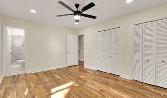 8730 EWING Dr, Bethesda, MD 20817