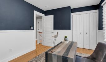 19 Stanley Ln, Middletown, NJ 07748