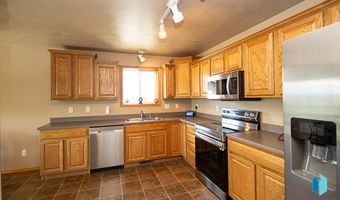 2901 N Vincent Ave, Sioux Falls, SD 57107