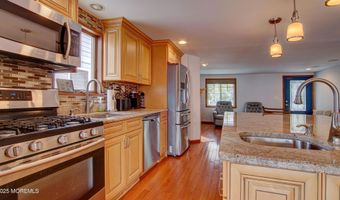308 16th Ave, Belmar, NJ 07719