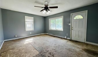 143 S 7th St, Austin, IN 47102