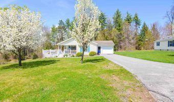 6 Sunset Ave, Franklin, NH 03235