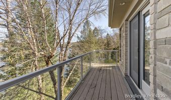 7635 Sandy Hollow Dr SE, Alto, MI 49302