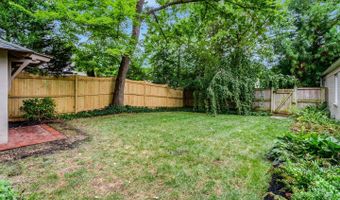 1504 LAFAYETTE Dr, Alexandria, VA 22308