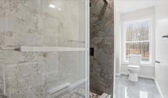 45 Tamarack Ter, Albrightsville, PA 18210