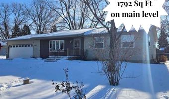 1601 E Sylvan Cir, Brandon, SD 57005