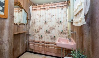 42986 N Lenora St, Antioch, IL 60002