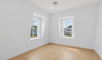 358 W Main St, Avon, MA 02322