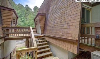 64 Creekside Dr A, Banner Elk, NC 28604