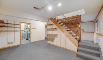8261 Fair Meadows Dr, Aurora, IN 47001