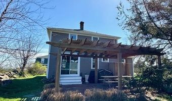 545 Center Rd, Block Island, RI 02807