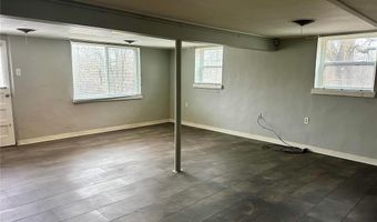 30 W Marietta Pl, Alton, IL 62002