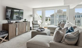 31 Coddington Wharf 24, Newport, RI 02840