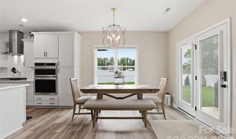 222 Moravian Ct, Advance, NC 27006