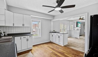 440 Long St, Ashville, OH 43103