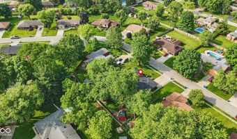 8635 Bishops Ln, Indianapolis, IN 46217