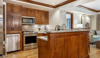 100 Bachelor Ridge Rd 3403, Avon, CO 81620
