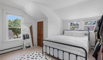 110 Spofford Ave, Warwick, RI 02888