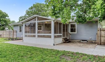 307 Dotson Dr, Ames, IA 50014