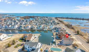 231 Allen Rd, Bayville, NJ 08721