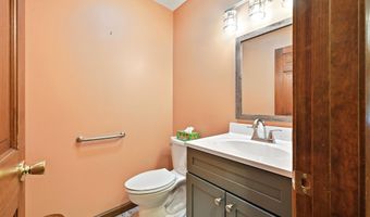 3 Tallwood Rd, Augusta, ME 04330