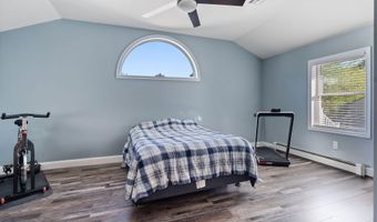 833 Ocean Ave, Beachwood, NJ 08722