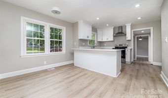 3920 Admiral Ave, Charlotte, NC 28205