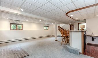422 Buxton St, North Smithfield, RI 02896