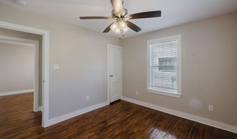 524 W Cross St, Benton, AR 72015