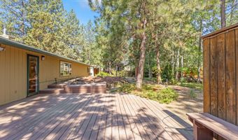 61176 Larkwood Dr, Bend, OR 97702